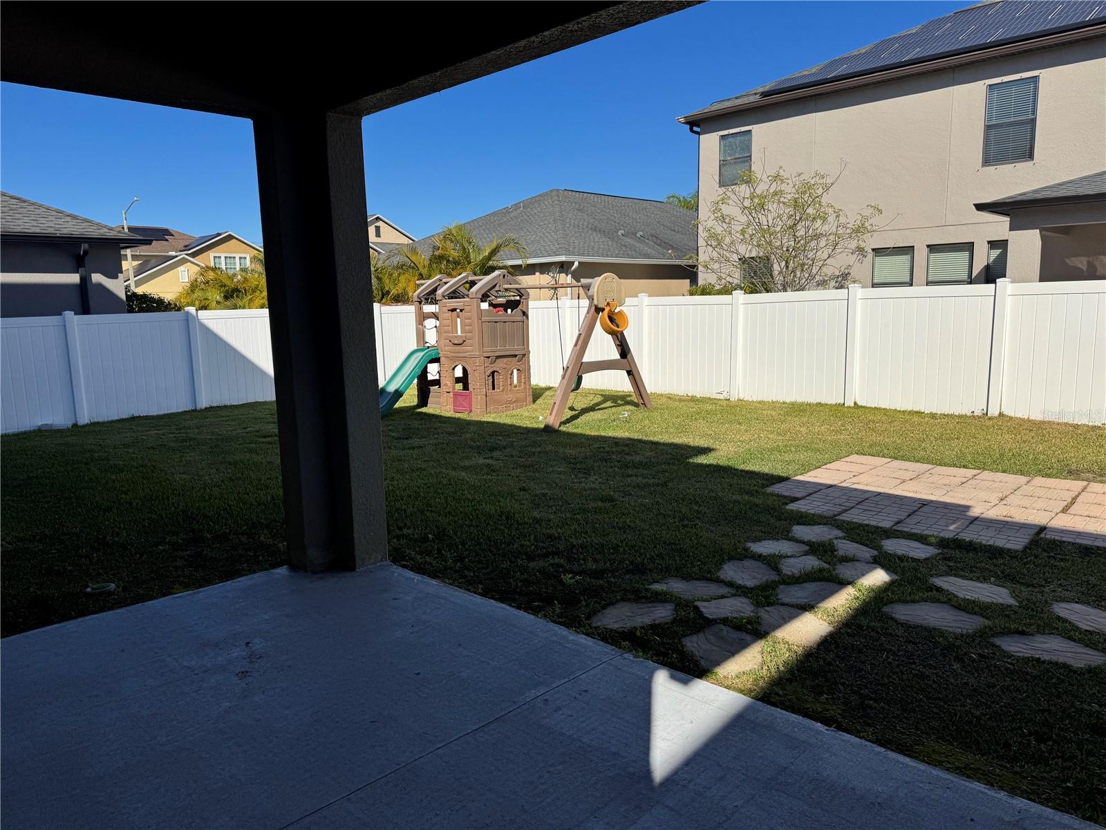 Image 8 of 10 For 19095 Andrea Lynn Lane