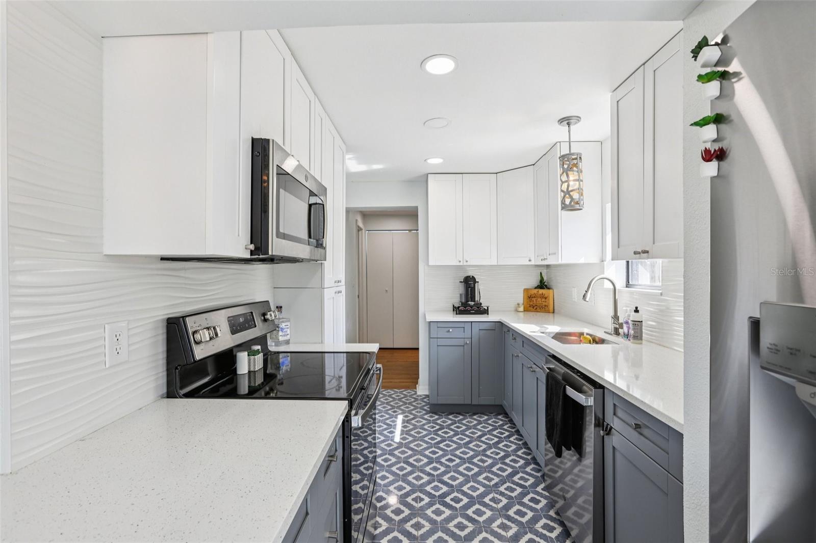 Image 6 of 33 For 4432 Mccoy Street