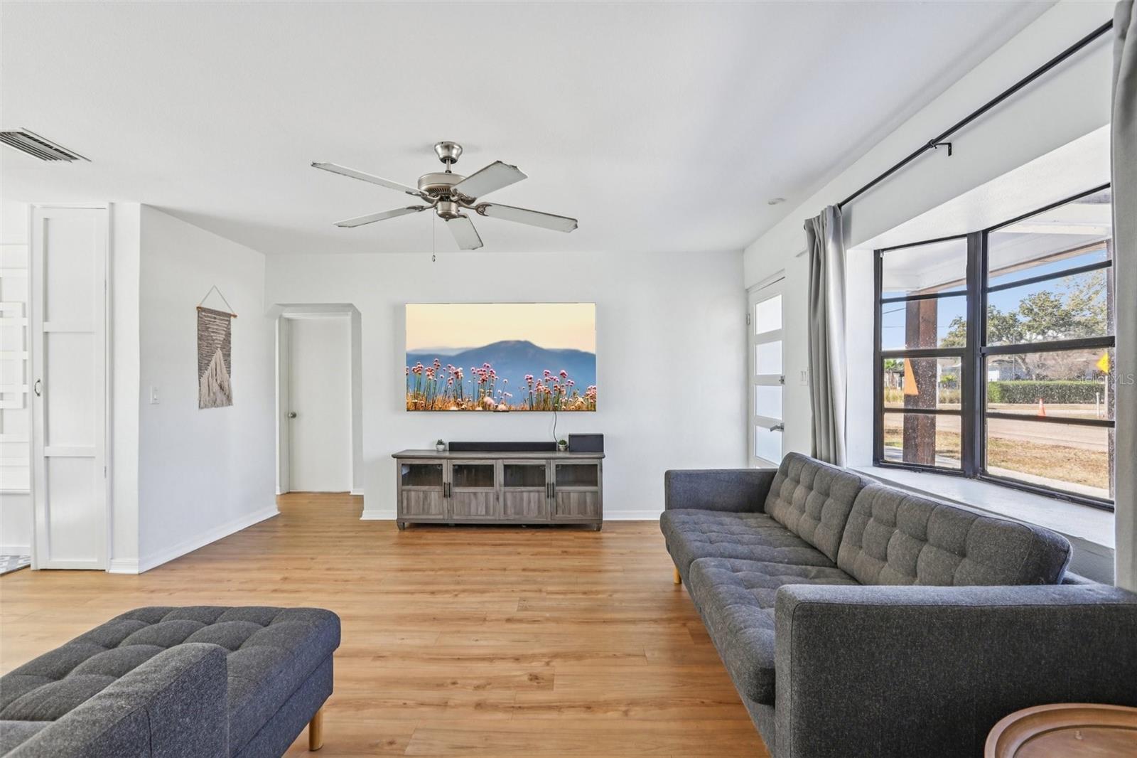 Image 9 of 33 For 4432 Mccoy Street