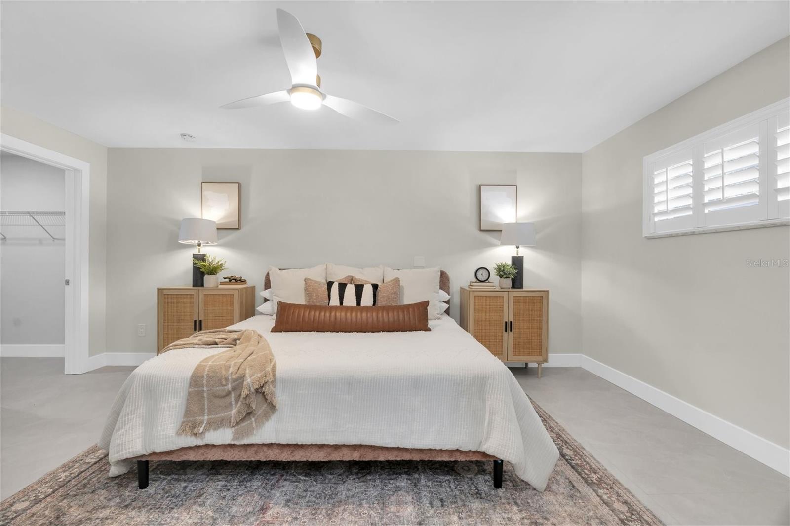 Listing photo id 16 for 10100 Paradise Boulevard