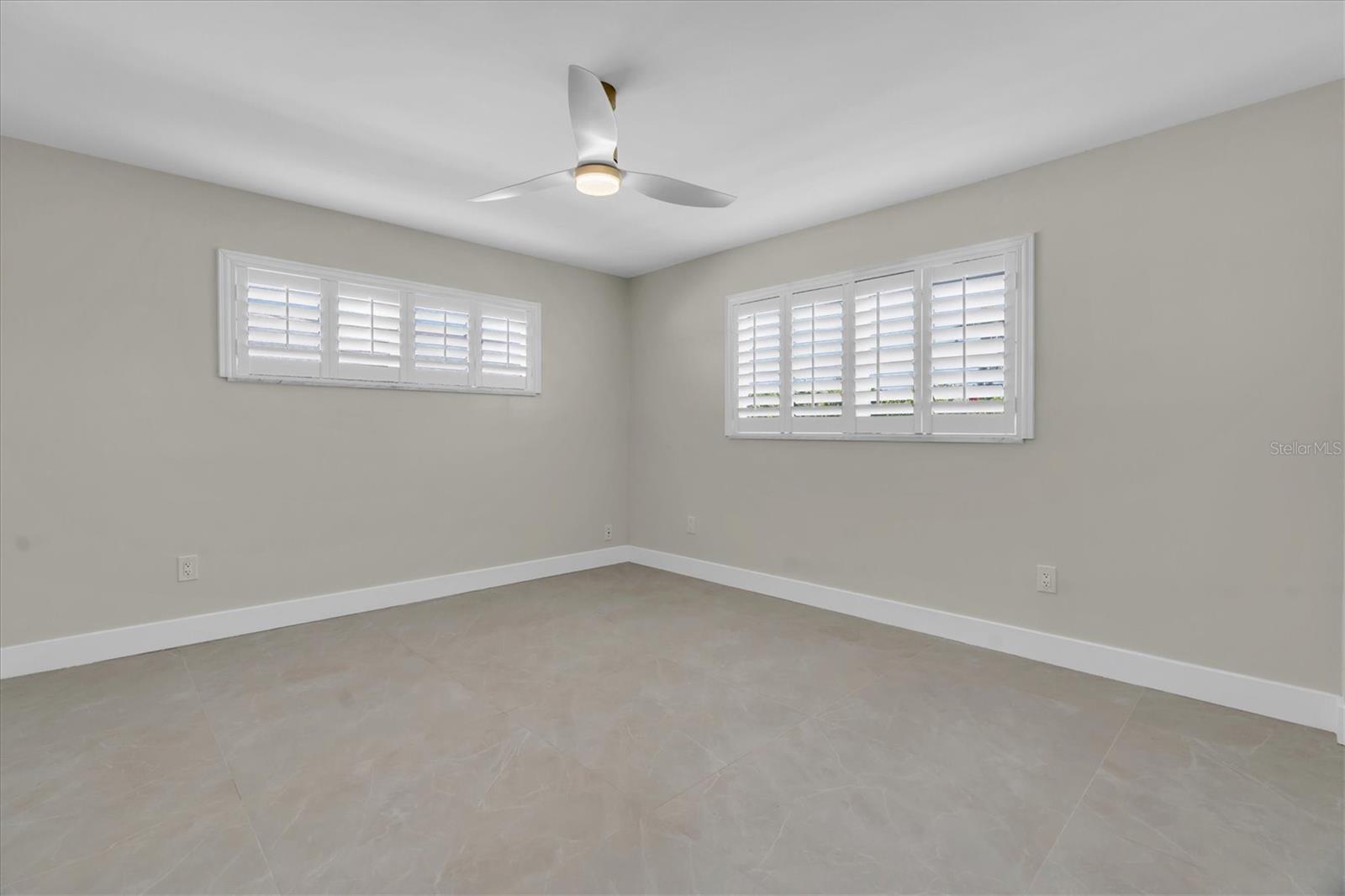 Listing photo id 20 for 10100 Paradise Boulevard