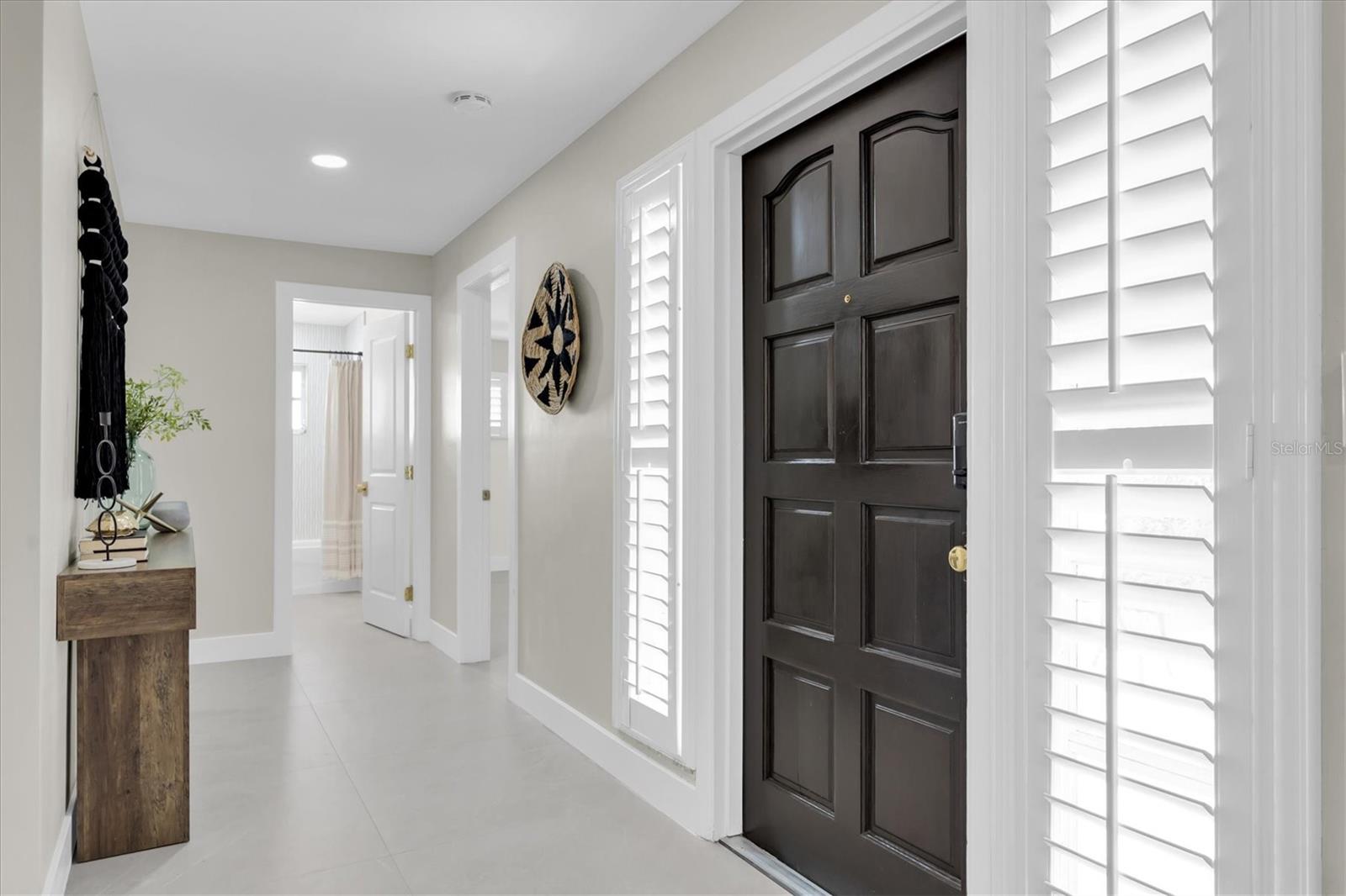 Listing photo id 1 for 10100 Paradise Boulevard