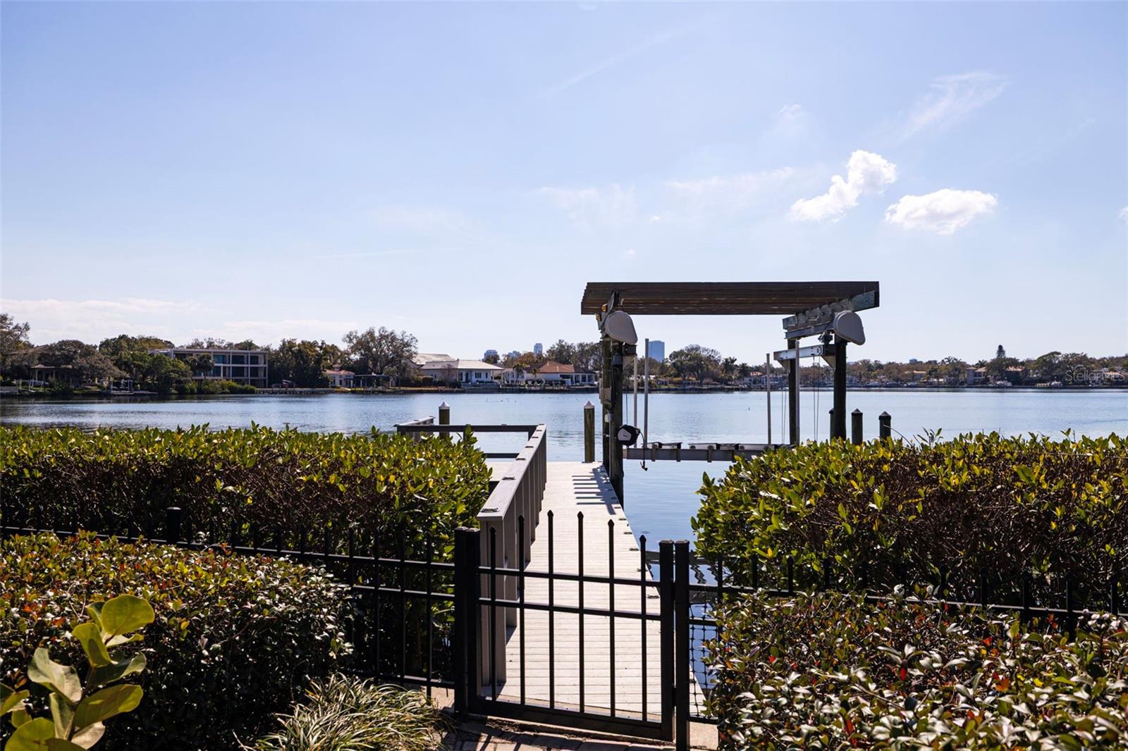 Image 16 of 22 For 1392 Monterey Boulevard Ne