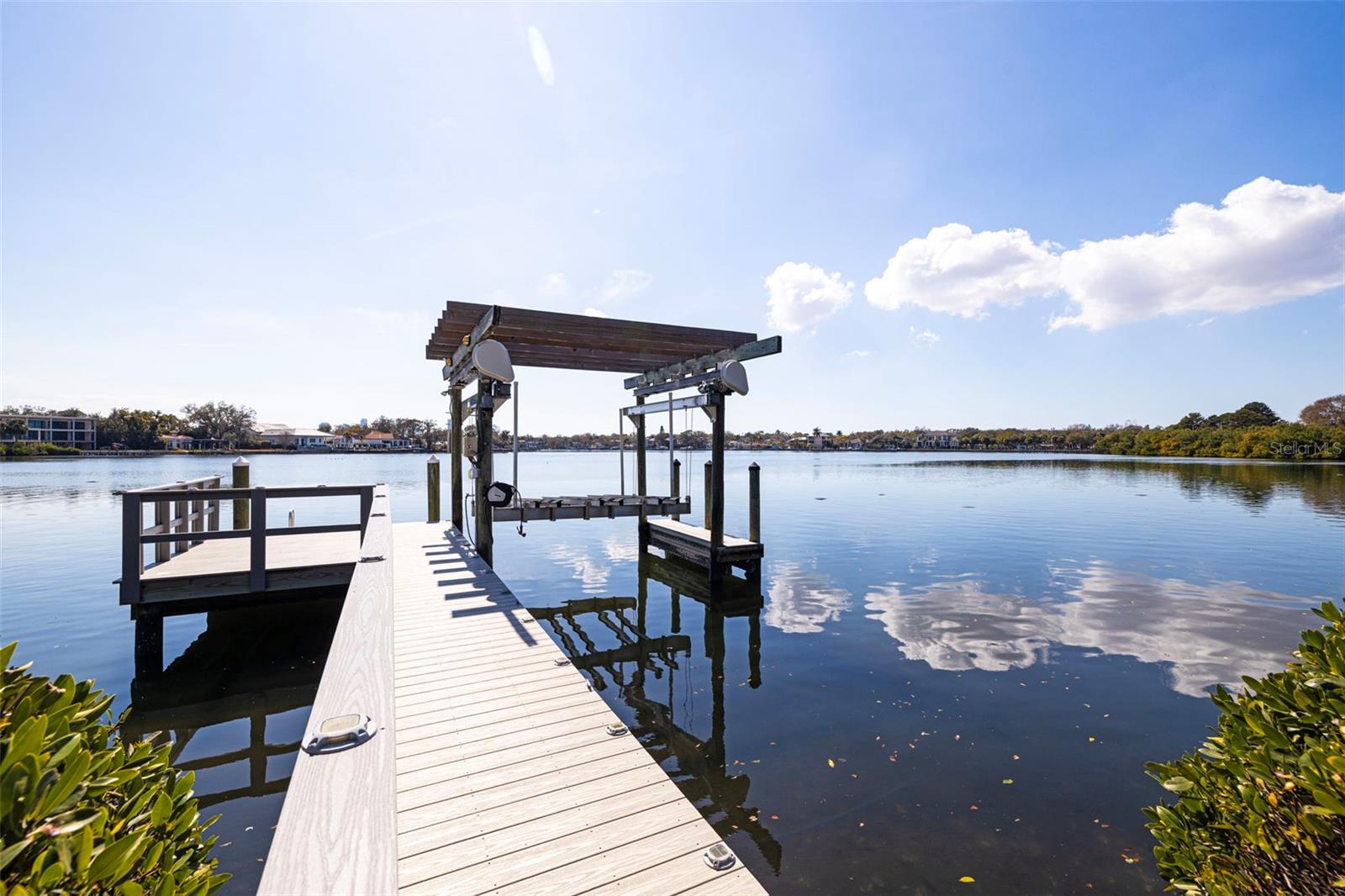 Image 17 of 22 For 1392 Monterey Boulevard Ne