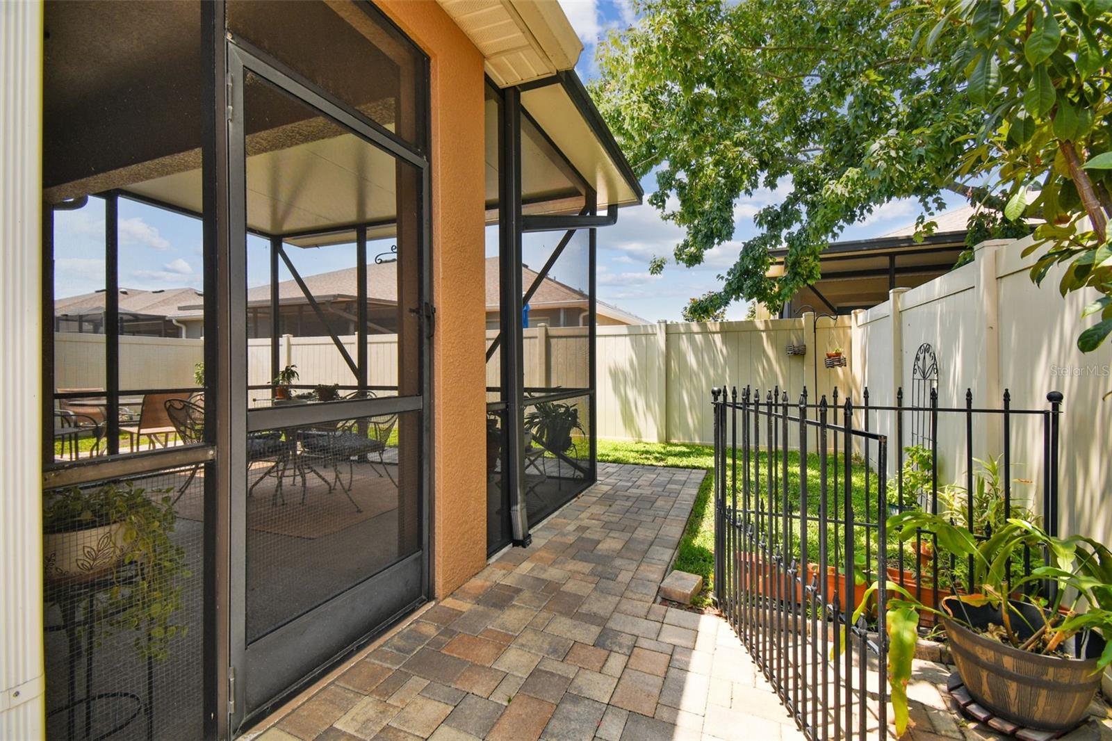 Image 21 of 32 For 2211 Barracuda Court