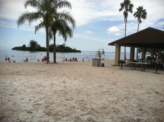 Image 28 of 32 For 2211 Barracuda Court