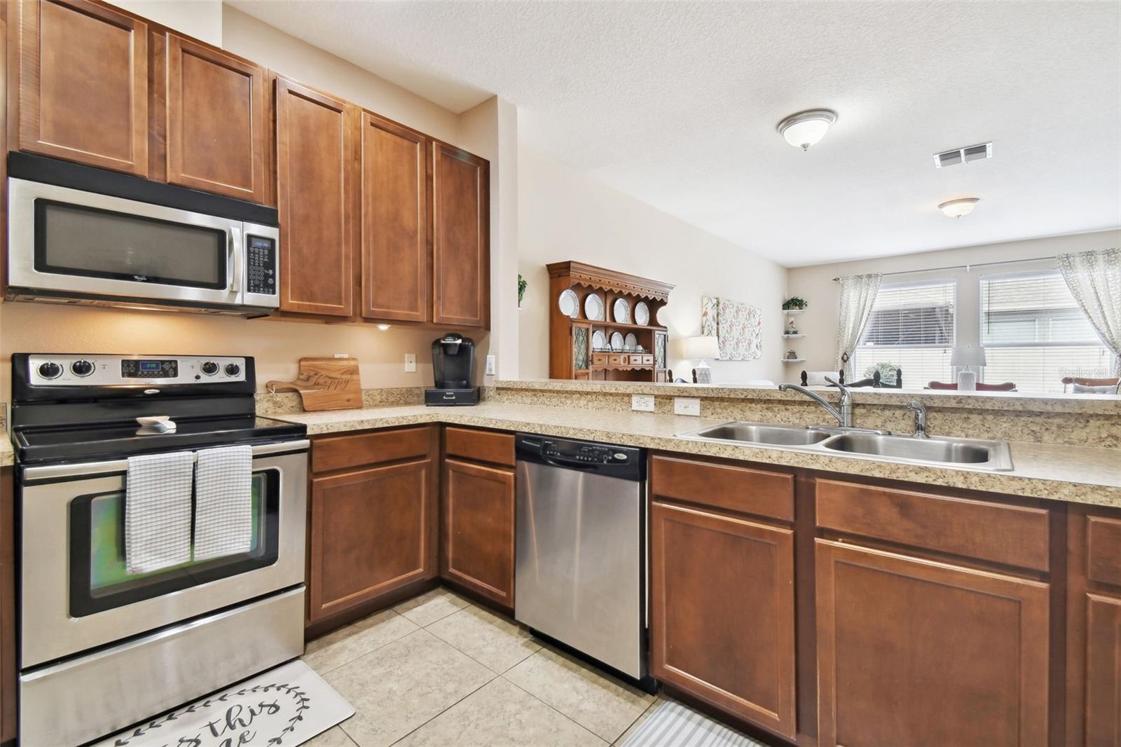 Image 7 of 32 For 2211 Barracuda Court