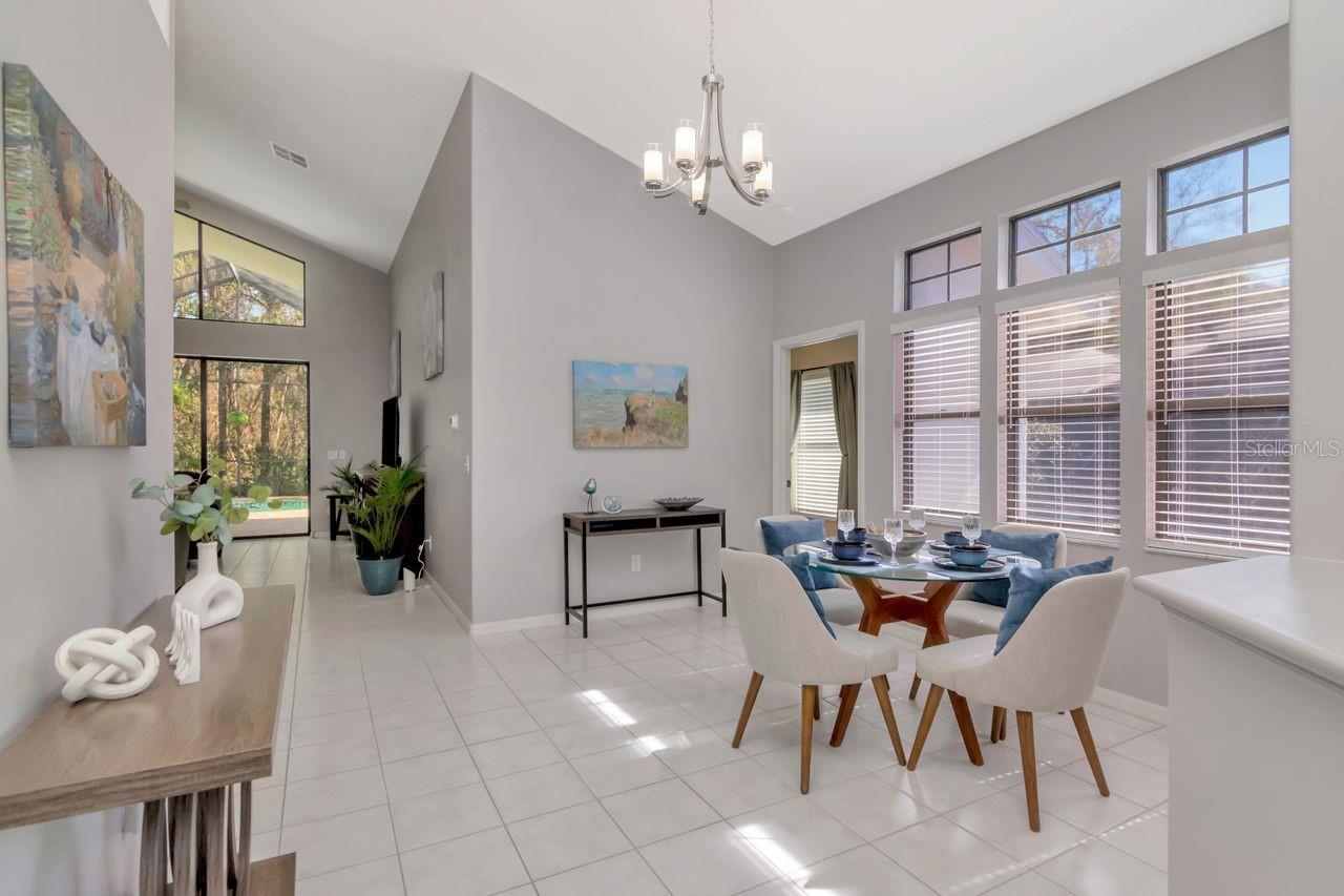 Image 13 of 70 For 889 Crestridge Circle