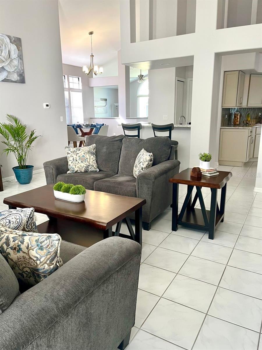 Image 24 of 70 For 889 Crestridge Circle