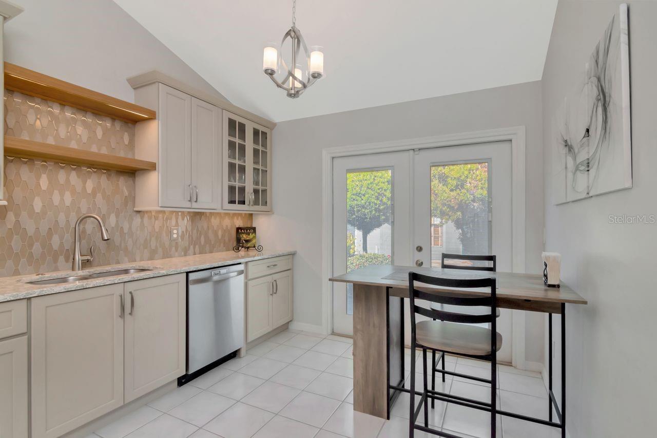 Image 45 of 70 For 889 Crestridge Circle