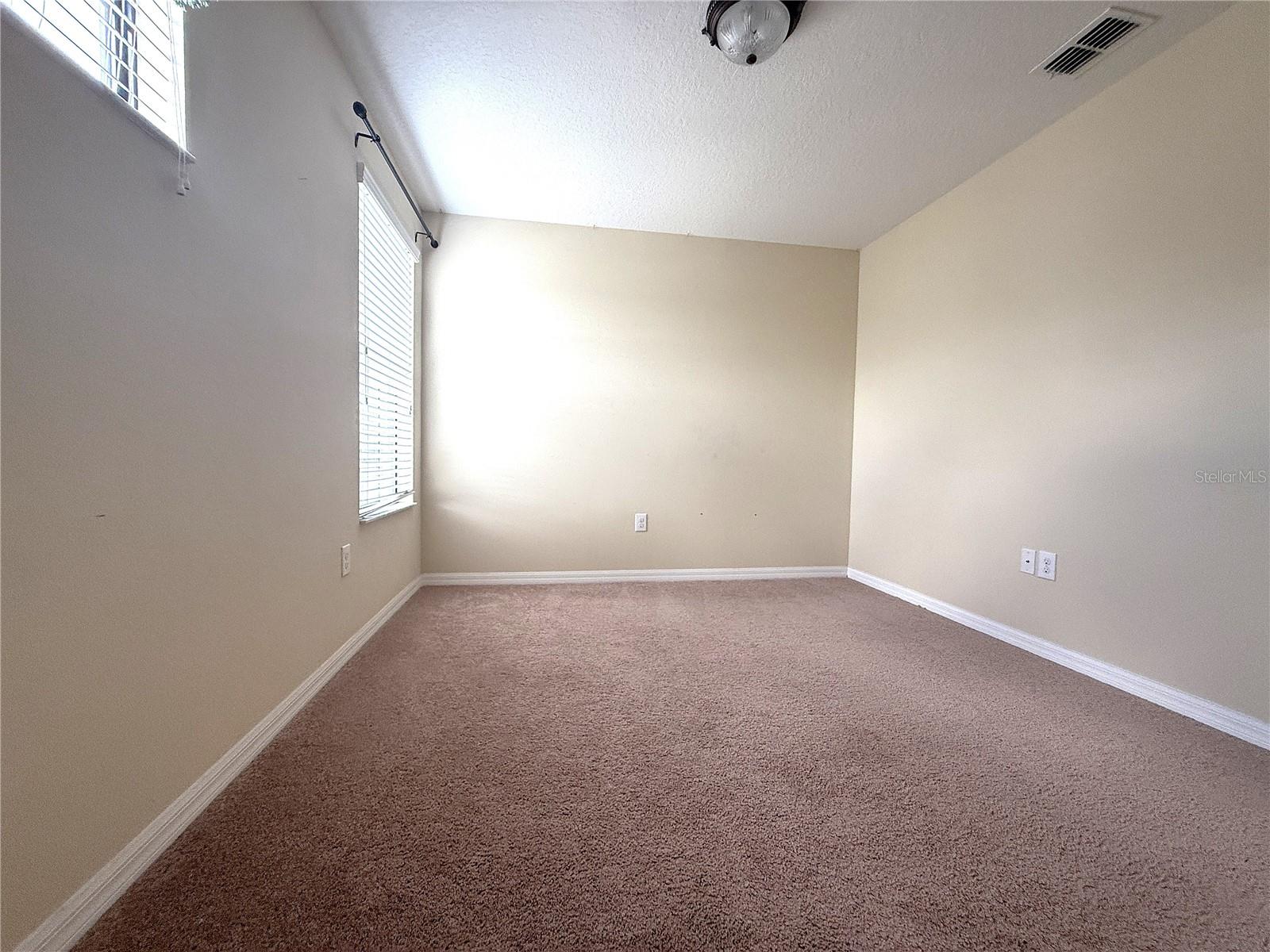 Image 21 of 42 For 1227 Ballard Green Place