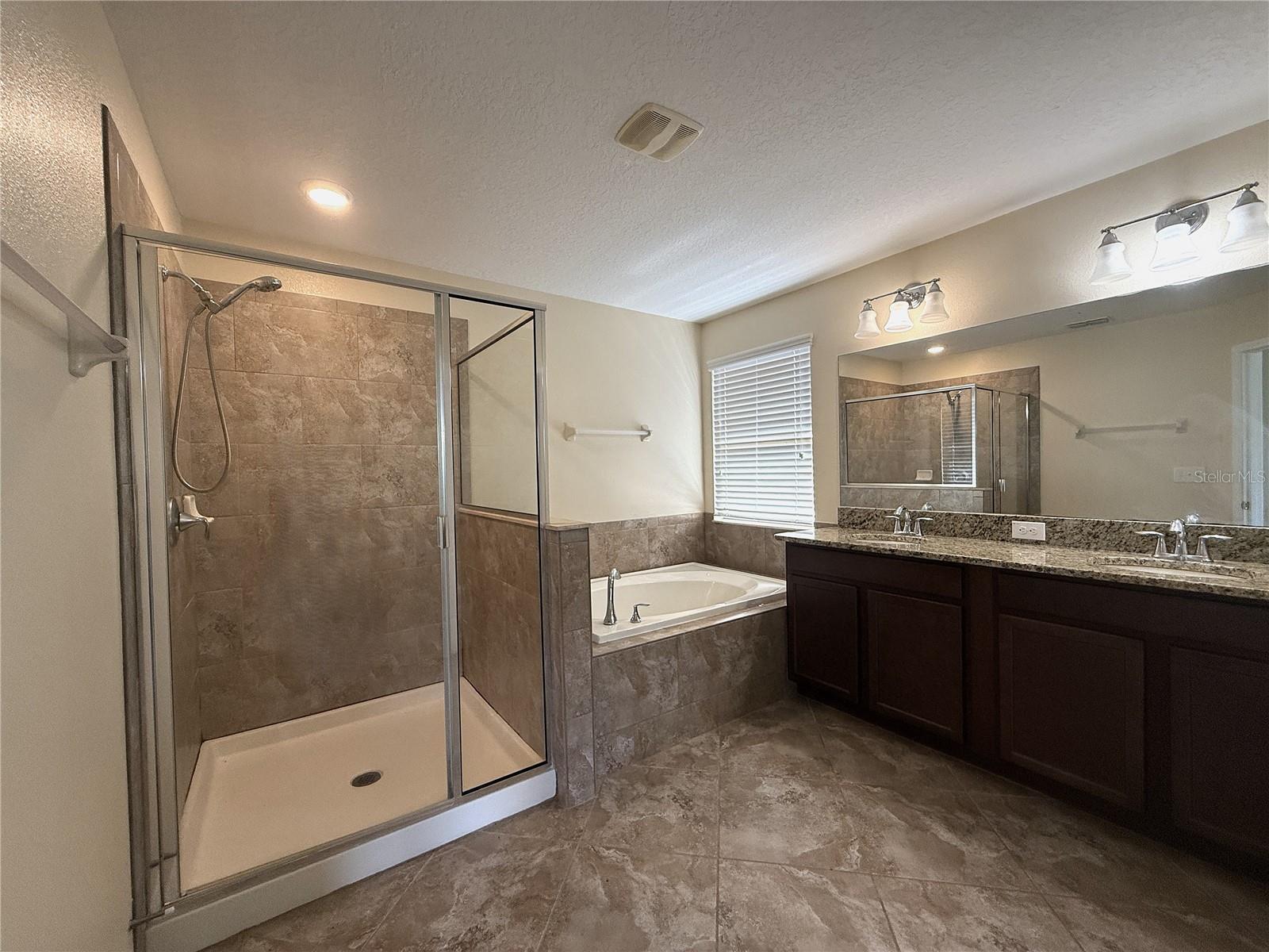 Image 33 of 42 For 1227 Ballard Green Place