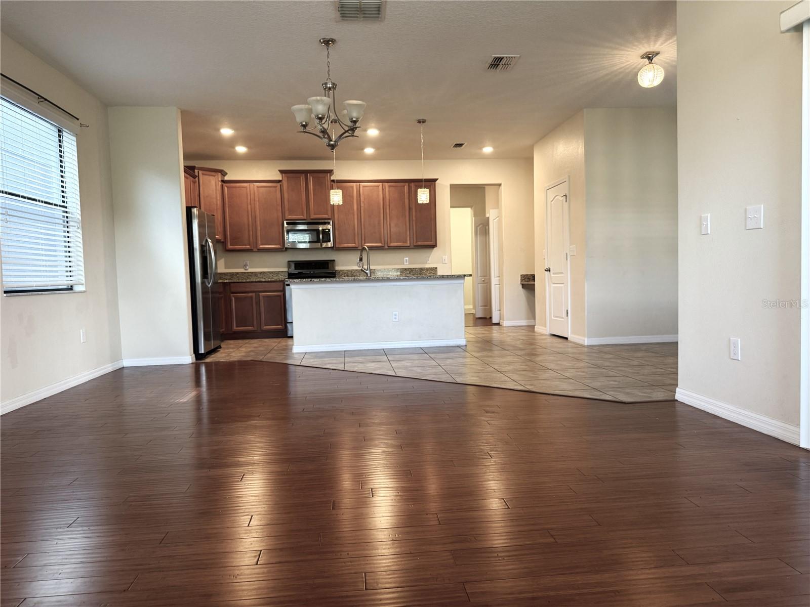 Image 9 of 42 For 1227 Ballard Green Place