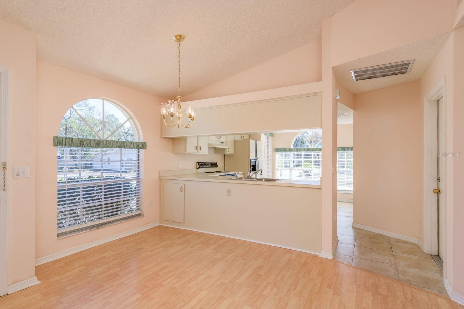 Image 10 of 31 For 10933 Belmont Drive