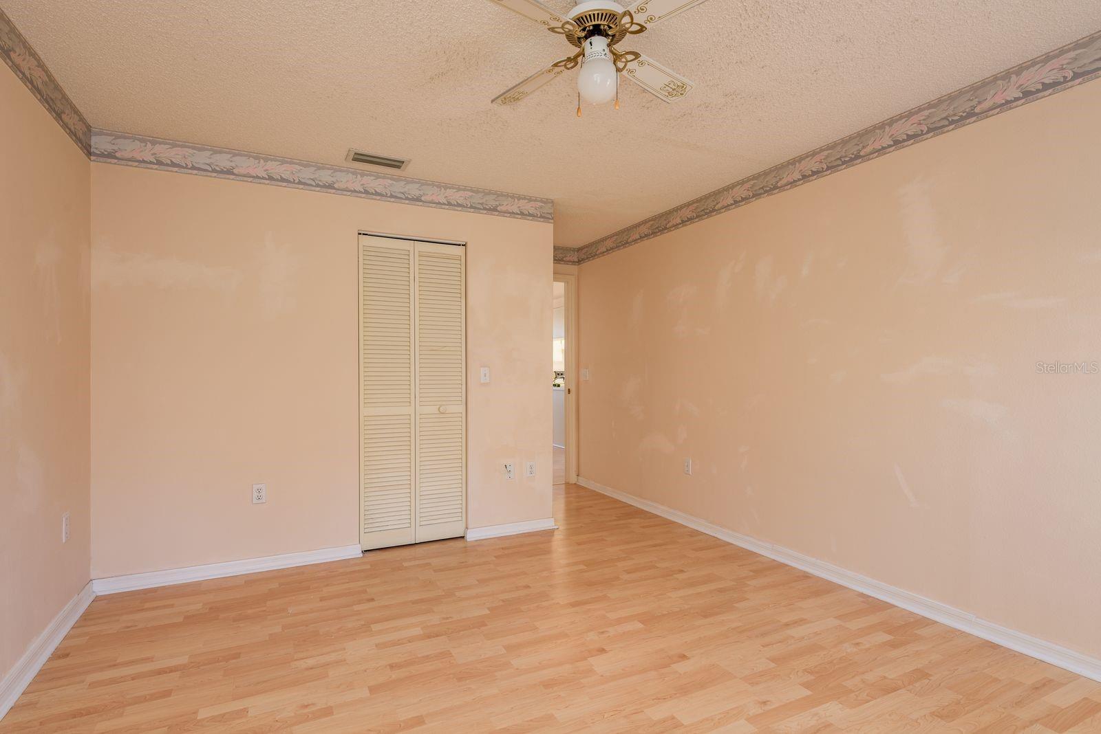 Image 17 of 31 For 10933 Belmont Drive