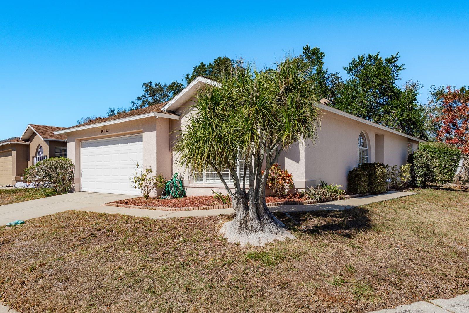 Image 2 of 31 For 10933 Belmont Drive