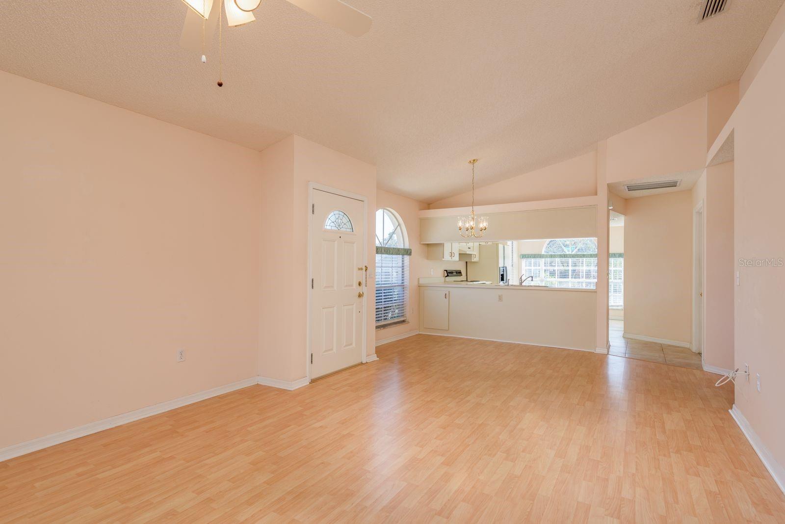 Image 8 of 31 For 10933 Belmont Drive