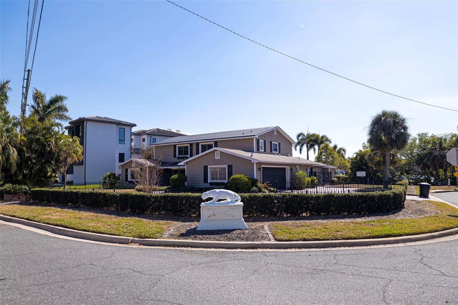 Image 10 of 22 For 1392 Monterey Boulevard Ne