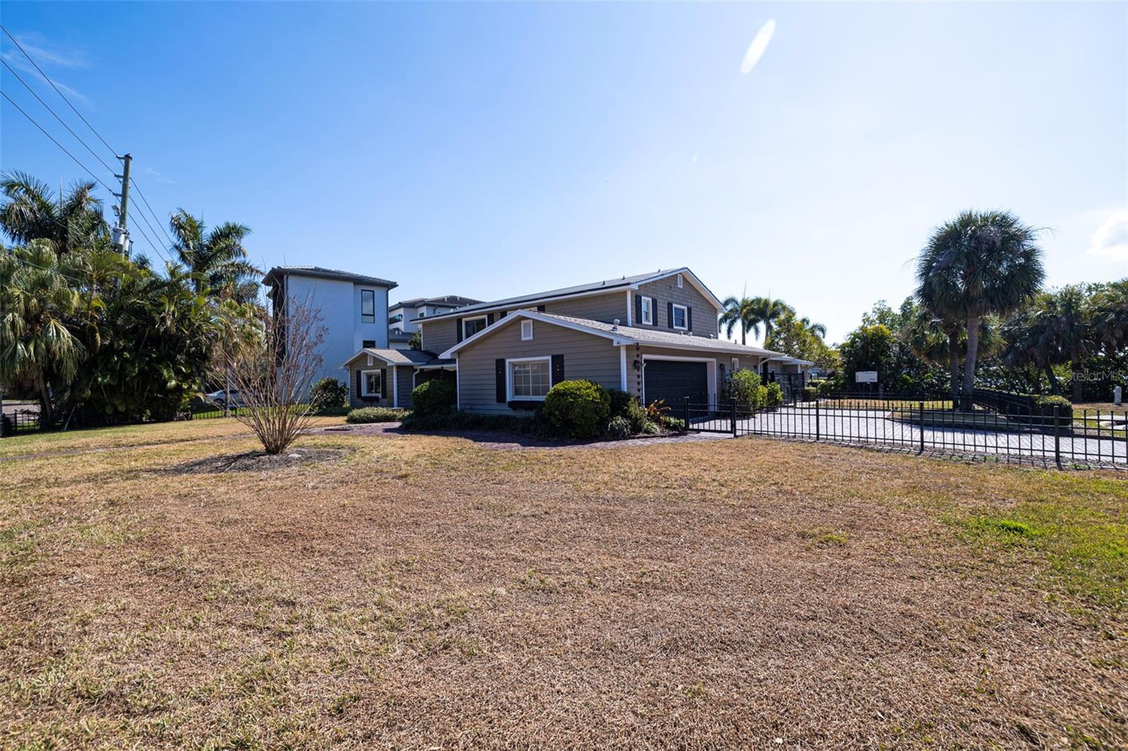 Image 11 of 22 For 1392 Monterey Boulevard Ne