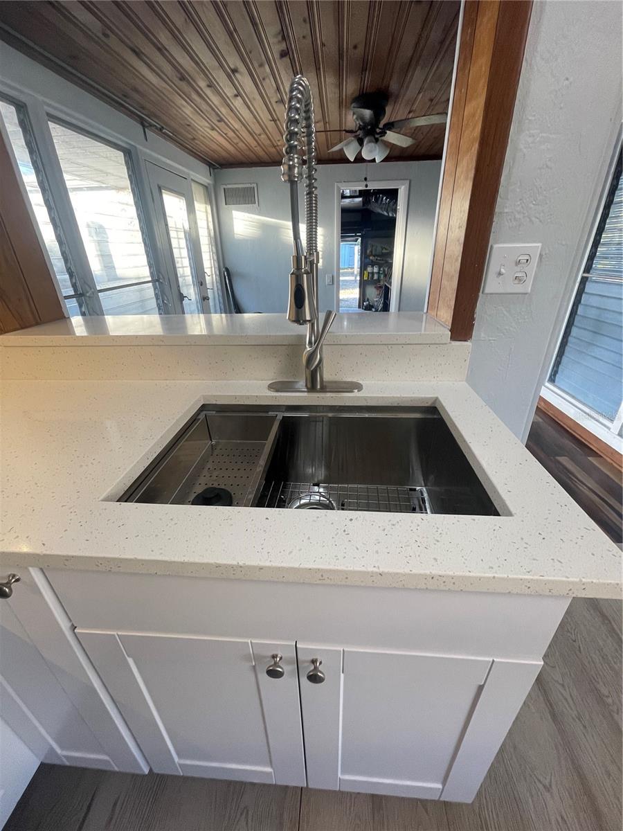 Image 12 of 49 For 5617 20th Avenue S