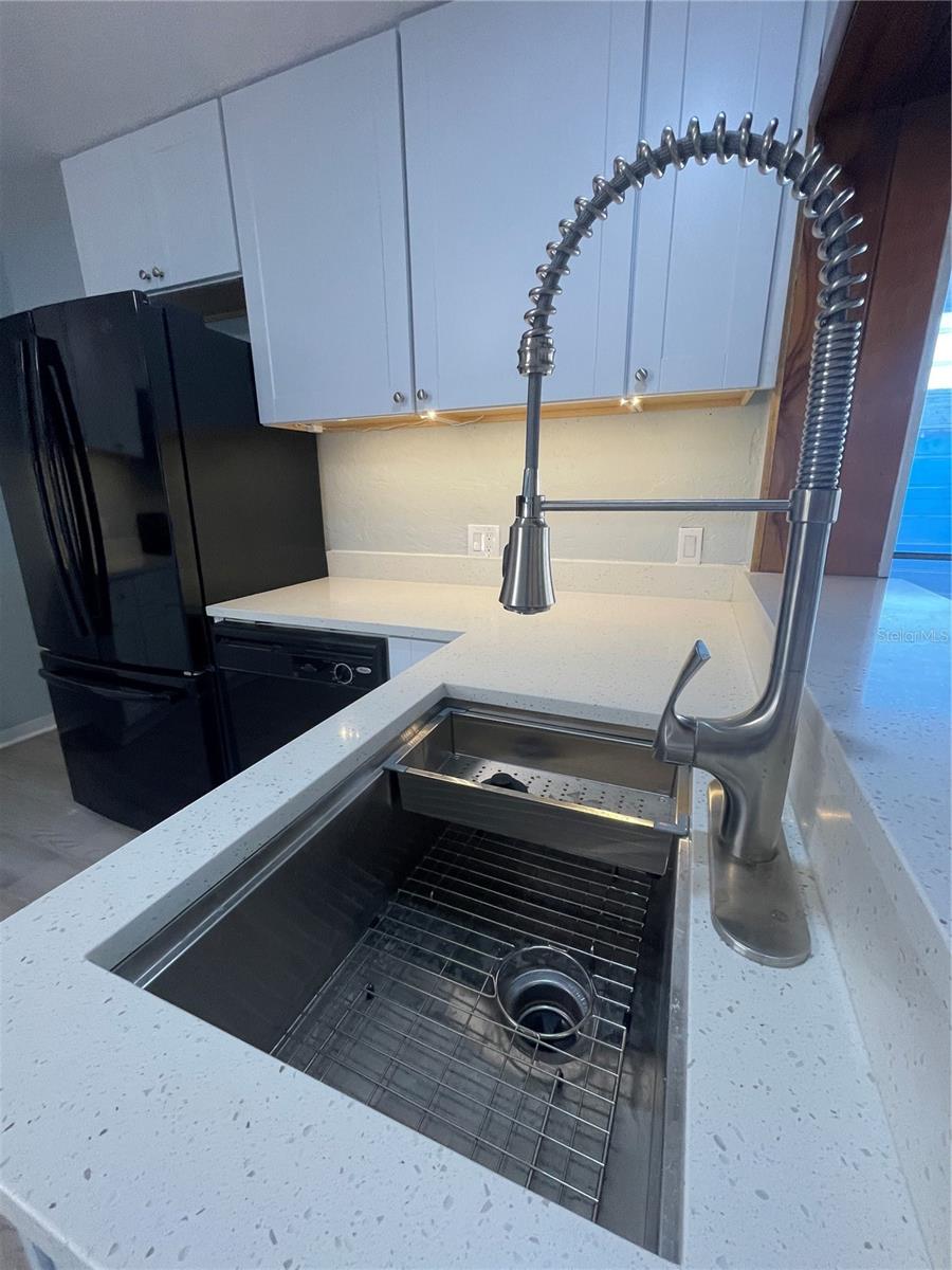 Image 14 of 49 For 5617 20th Avenue S