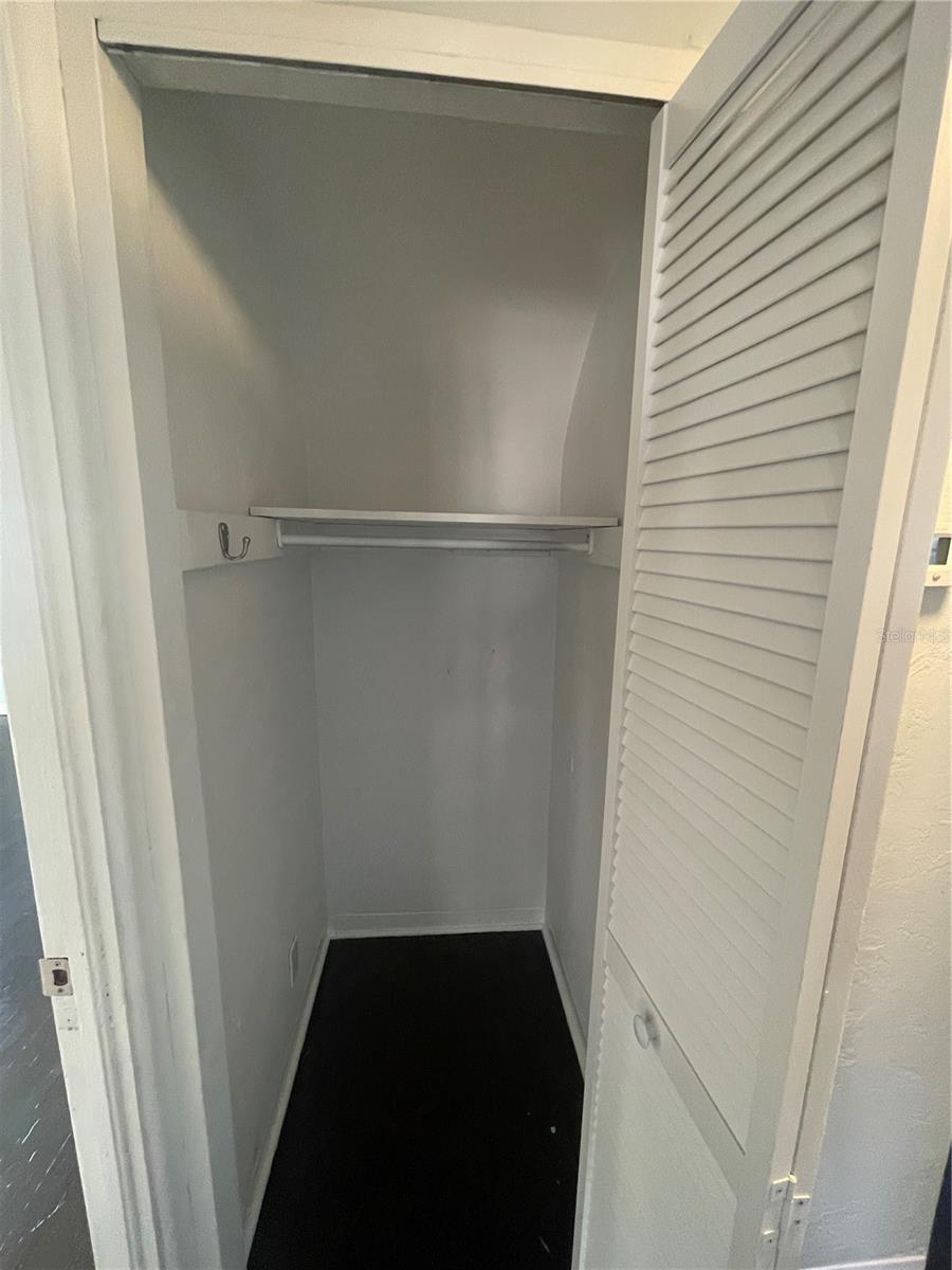 Image 17 of 49 For 5617 20th Avenue S