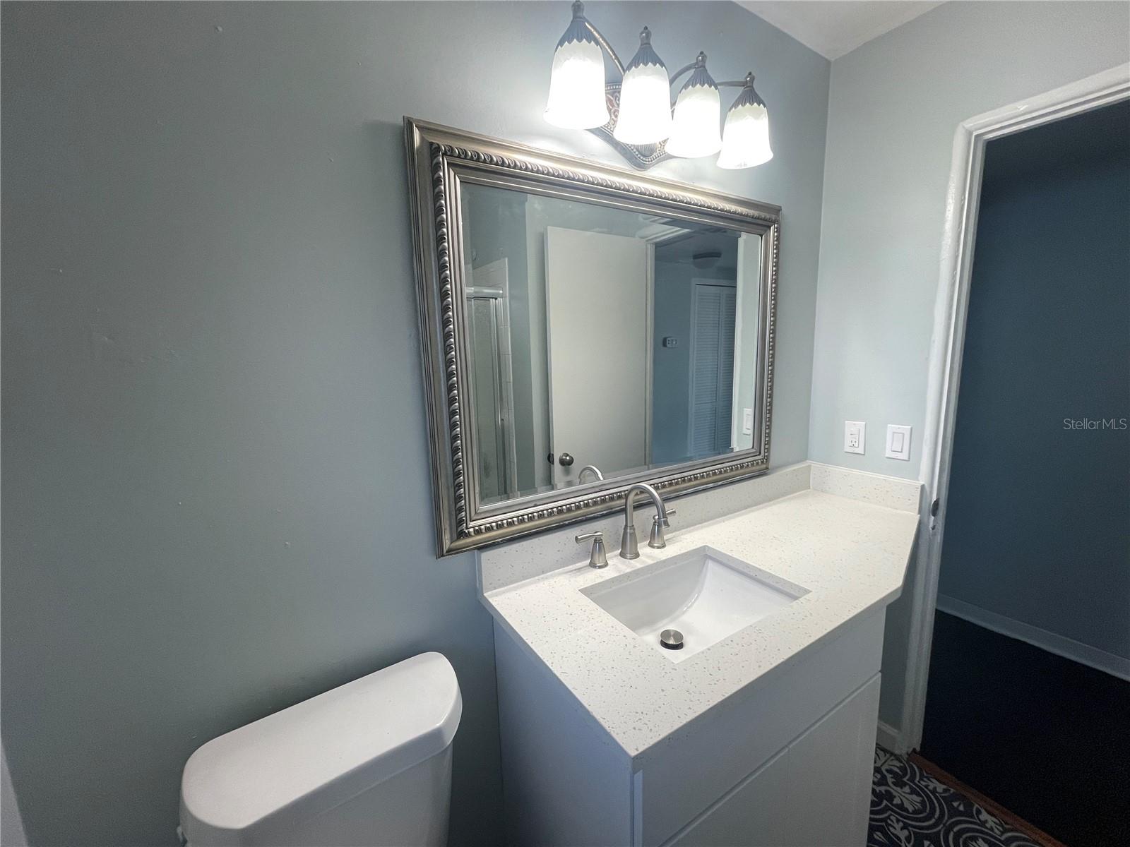 Image 21 of 49 For 5617 20th Avenue S