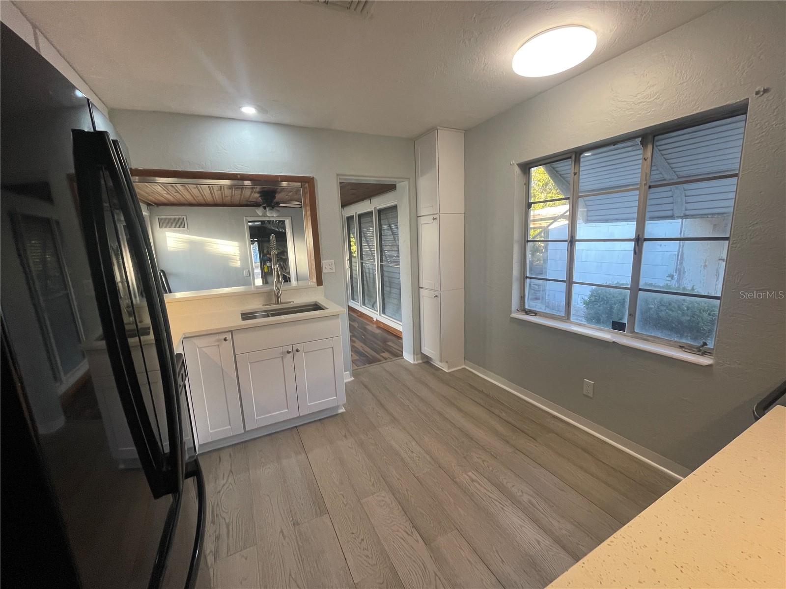 Image 26 of 49 For 5617 20th Avenue S