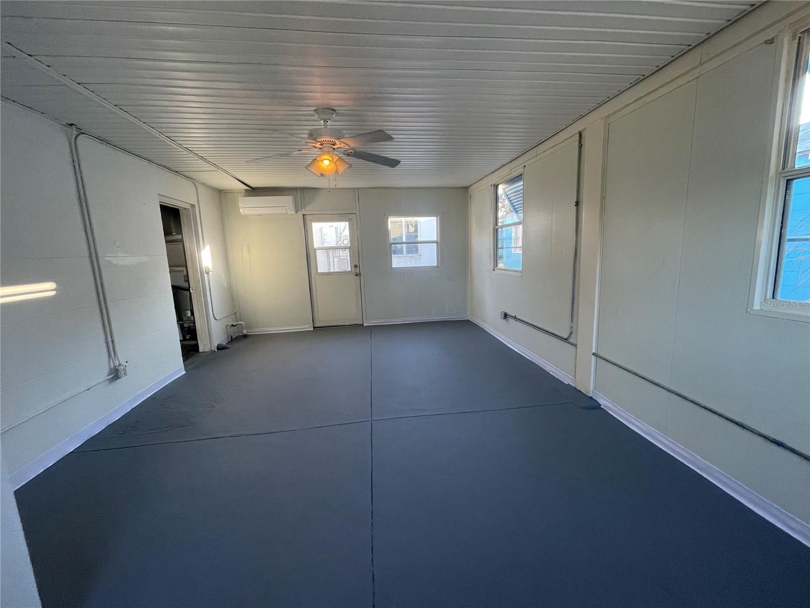 Image 40 of 49 For 5617 20th Avenue S