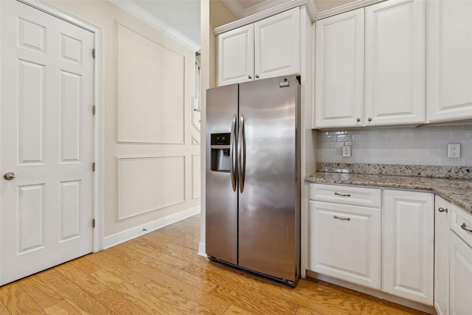 Image 15 of 72 For 3302 Iowa Avenue