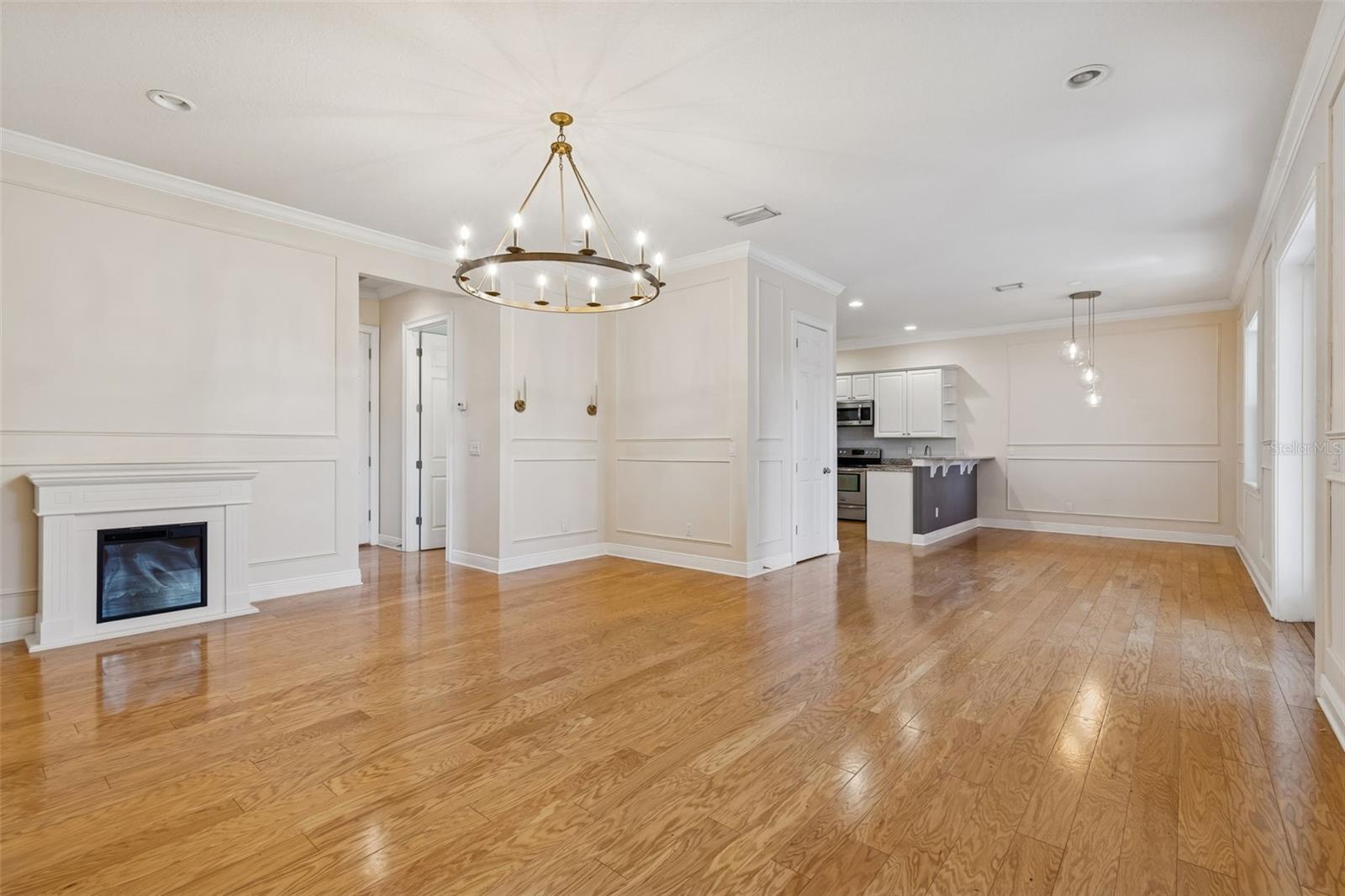 Image 22 of 72 For 3302 Iowa Avenue