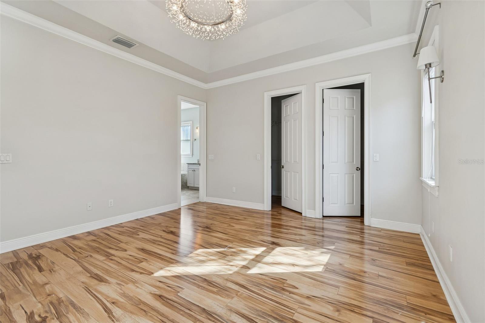 Image 35 of 72 For 3302 Iowa Avenue