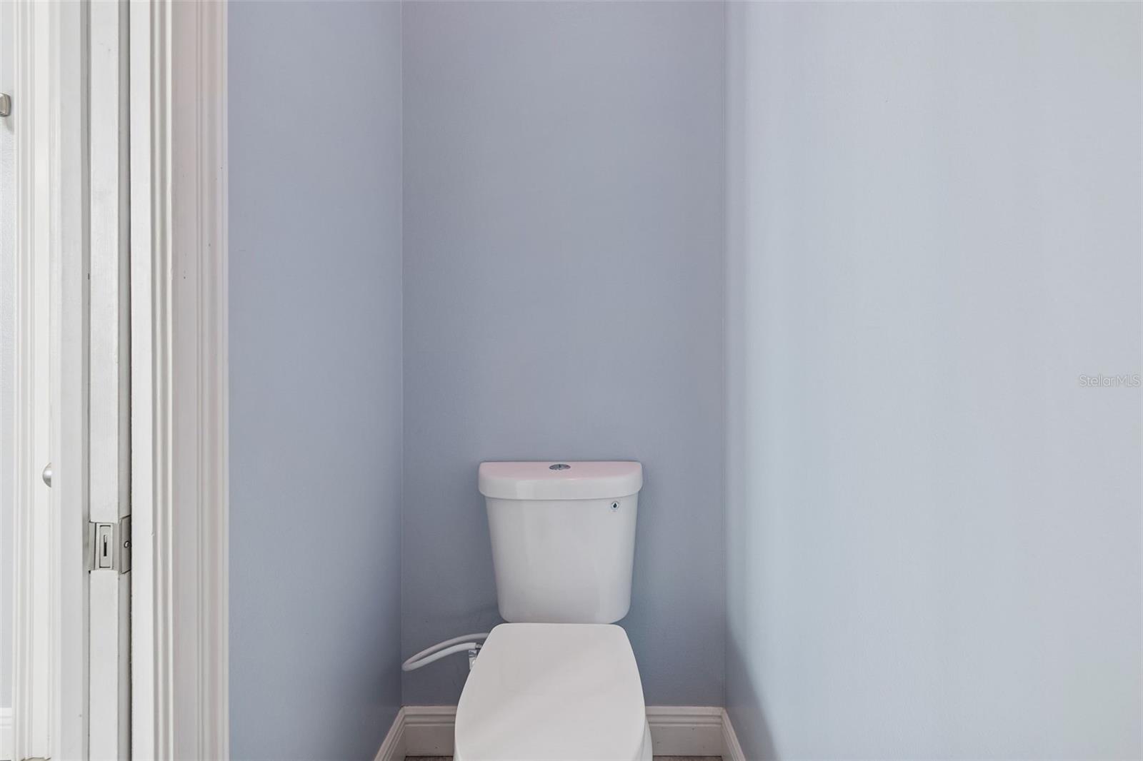 Image 43 of 72 For 3302 Iowa Avenue