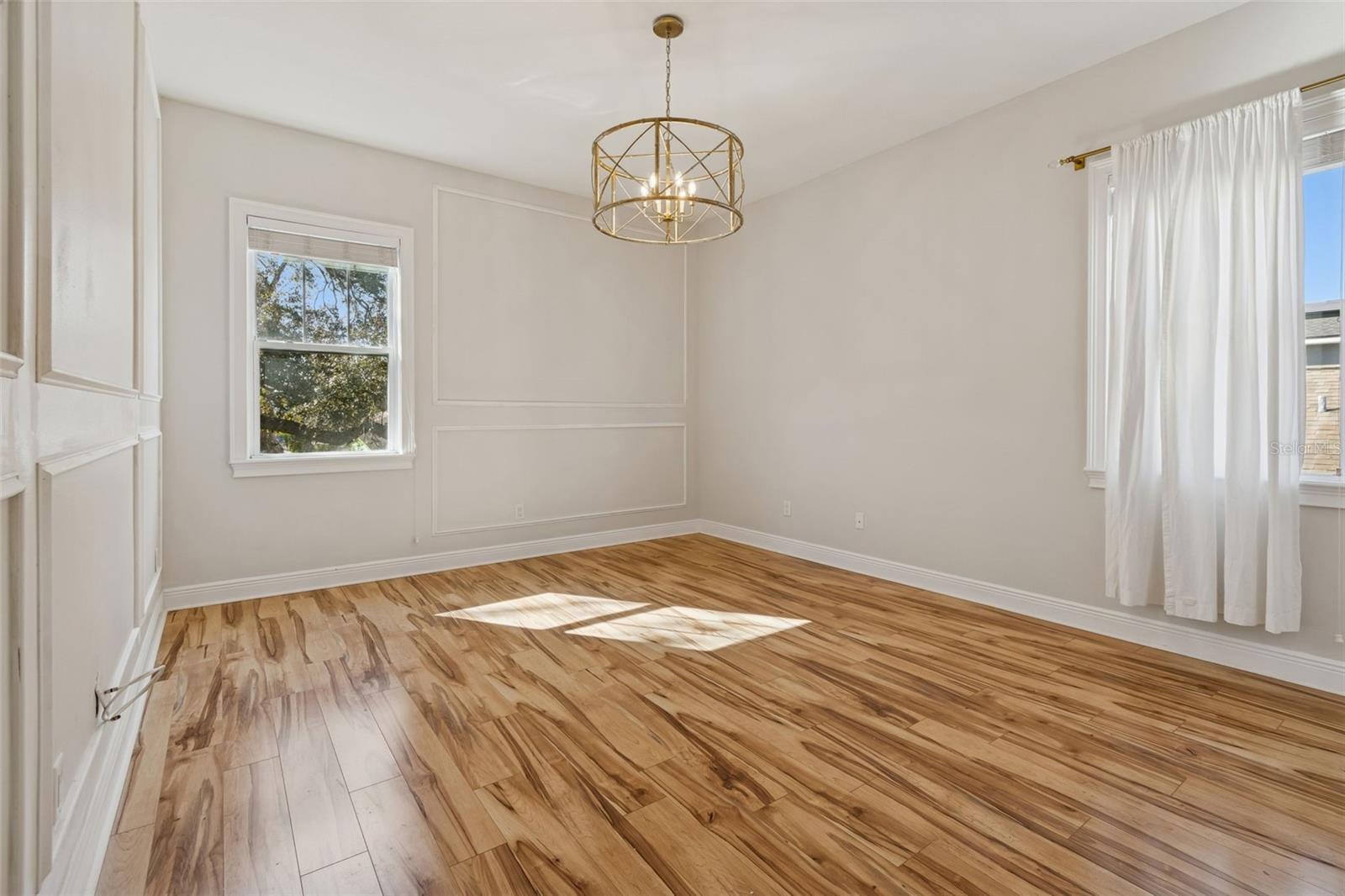 Image 44 of 72 For 3302 Iowa Avenue