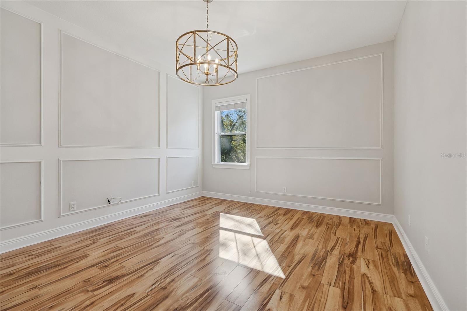 Image 45 of 72 For 3302 Iowa Avenue