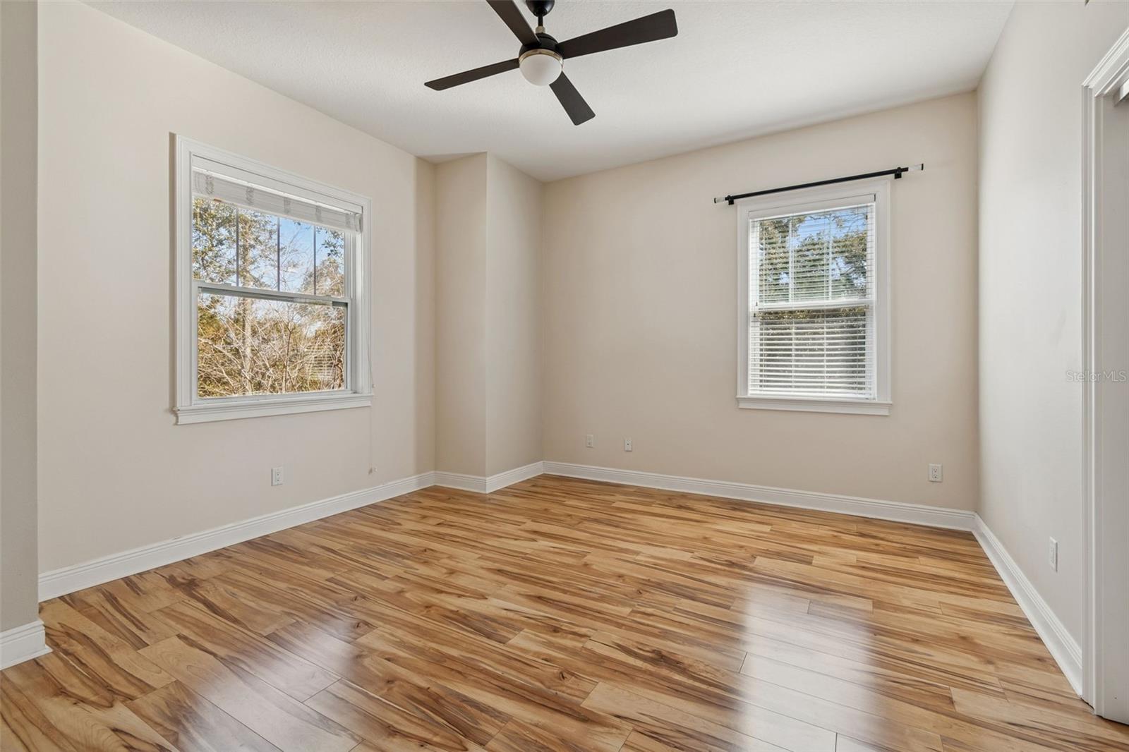 Image 56 of 72 For 3302 Iowa Avenue