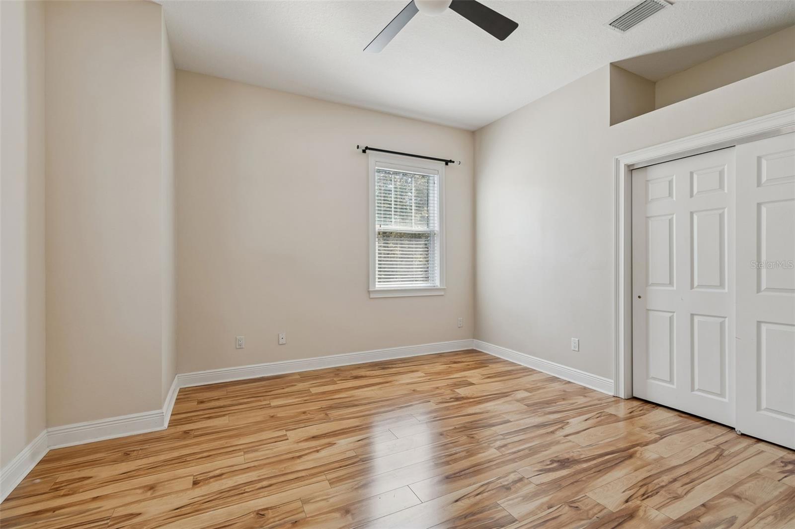 Image 57 of 72 For 3302 Iowa Avenue