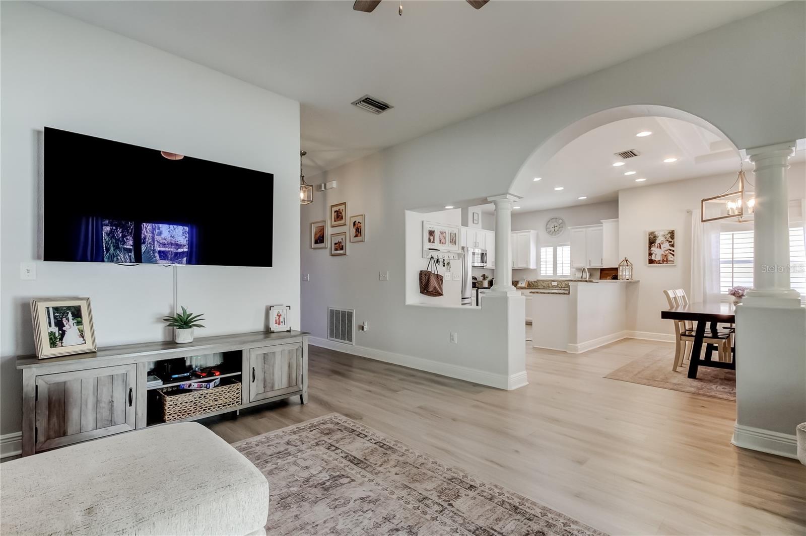 Image 13 of 37 For 2913 Cordelia Street