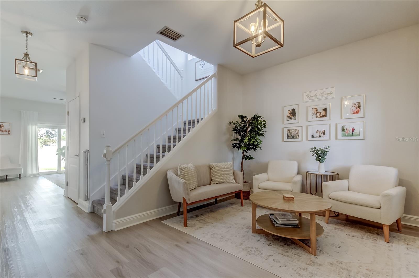 Image 6 of 37 For 2913 Cordelia Street