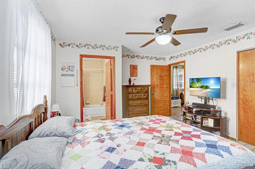 Image 27 of 36 For 4434 19th Street Circle W A&b