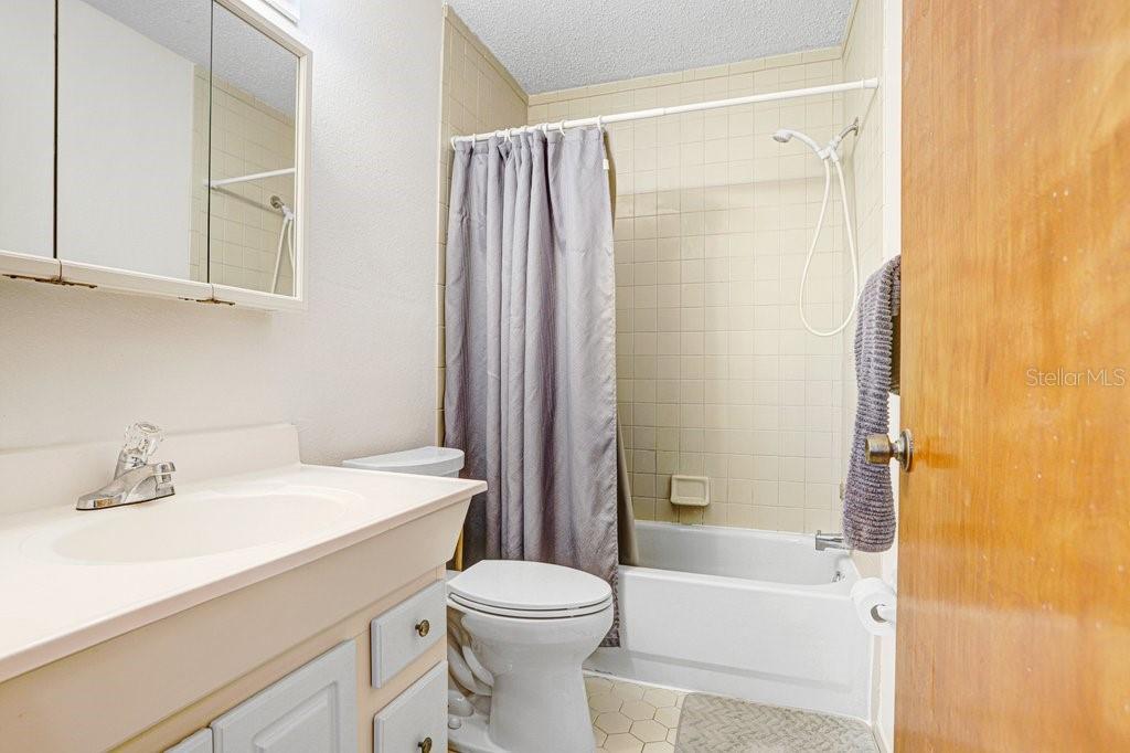 Image 28 of 36 For 4434 19th Street Circle W A&b