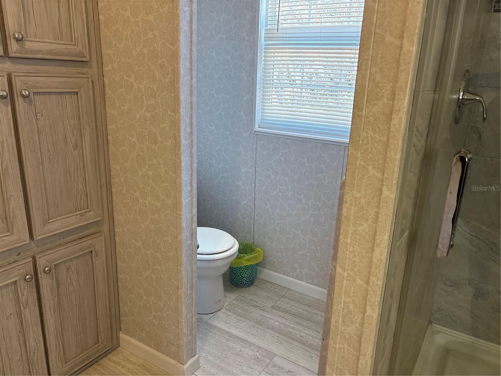 Image 21 of 32 For 11801 Bruin Drive