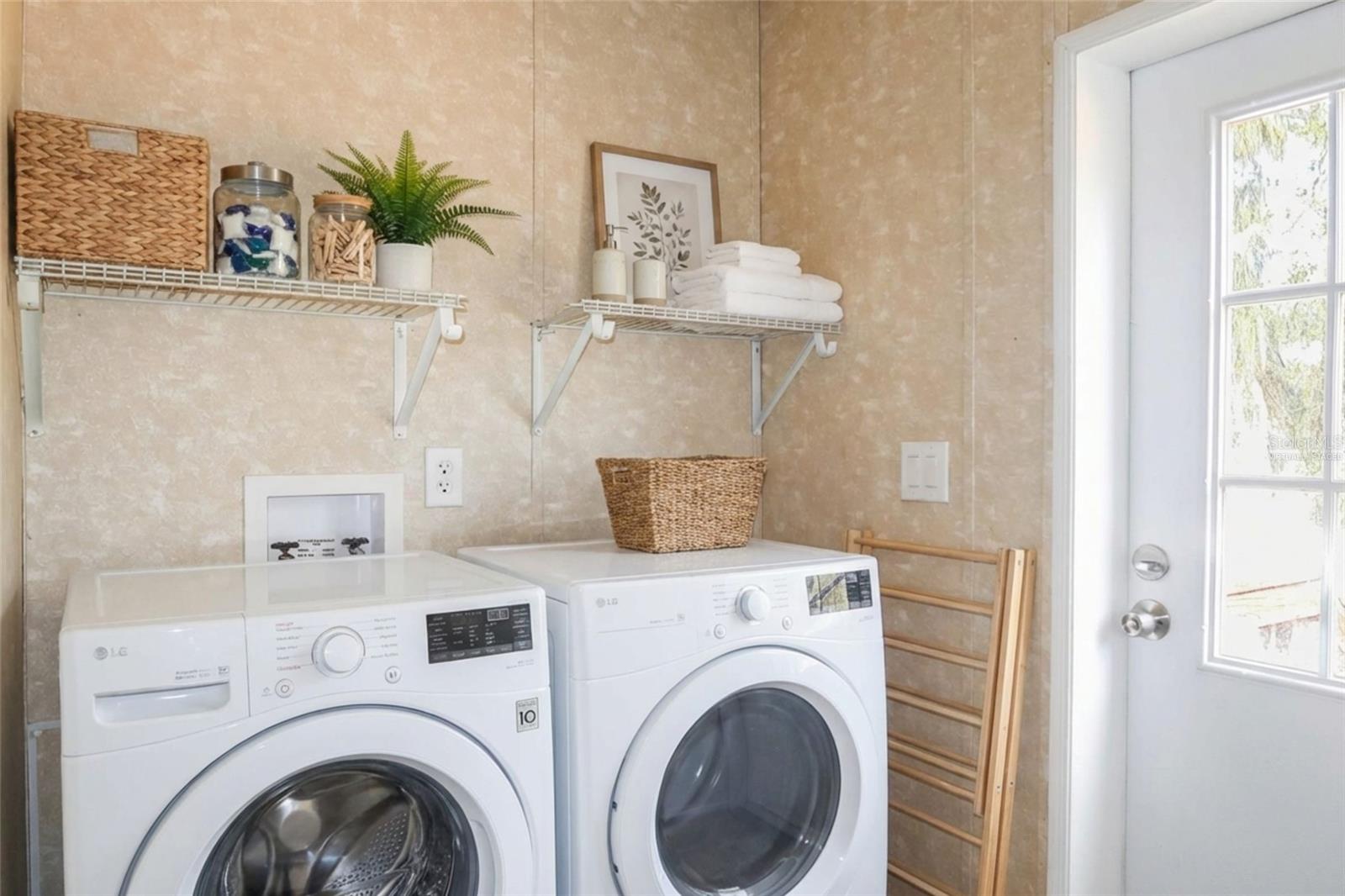 Image 11 of 29 For 6102 Woodhaven Drive