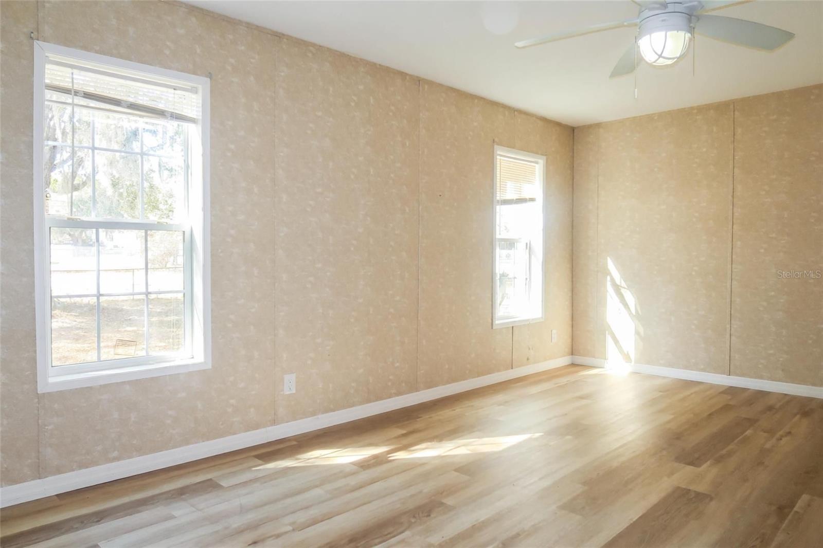 Image 17 of 29 For 6102 Woodhaven Drive