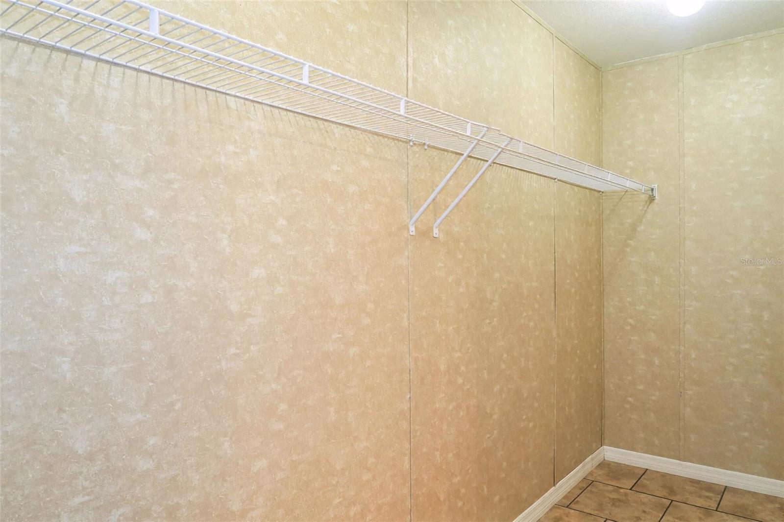 Image 21 of 29 For 6102 Woodhaven Drive