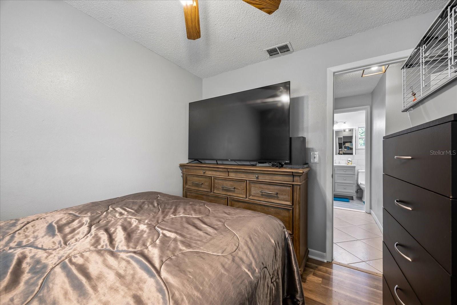 Image 17 of 32 For 12660 118th Street