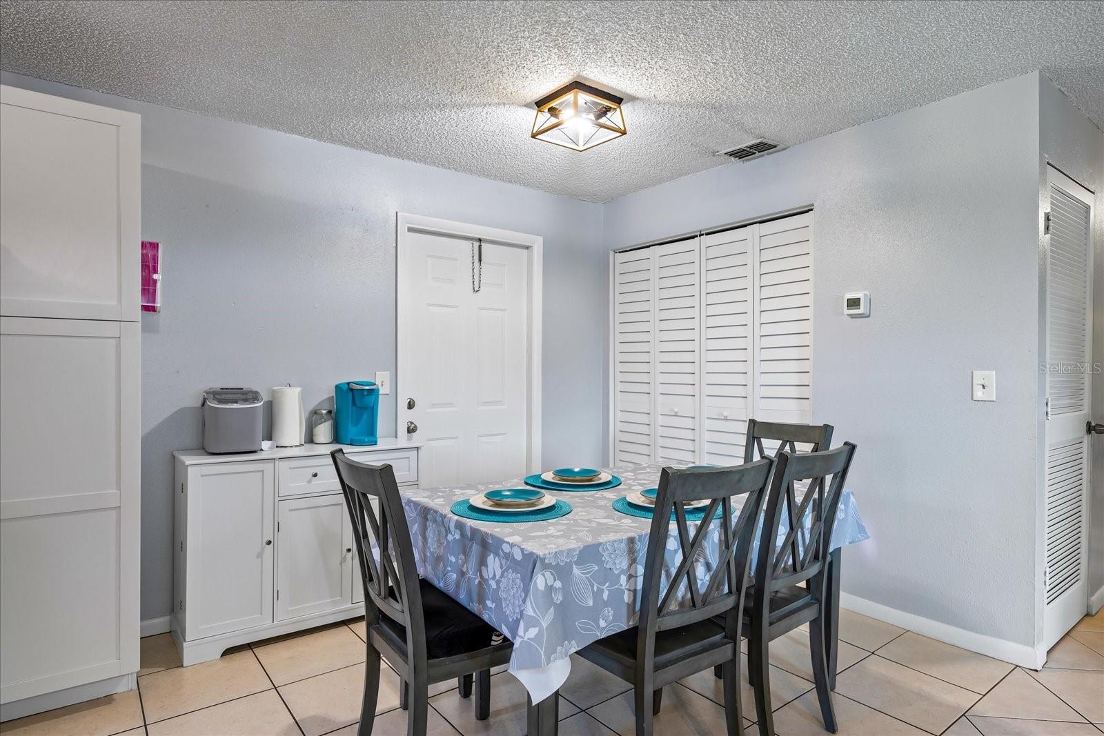 Image 9 of 32 For 12660 118th Street