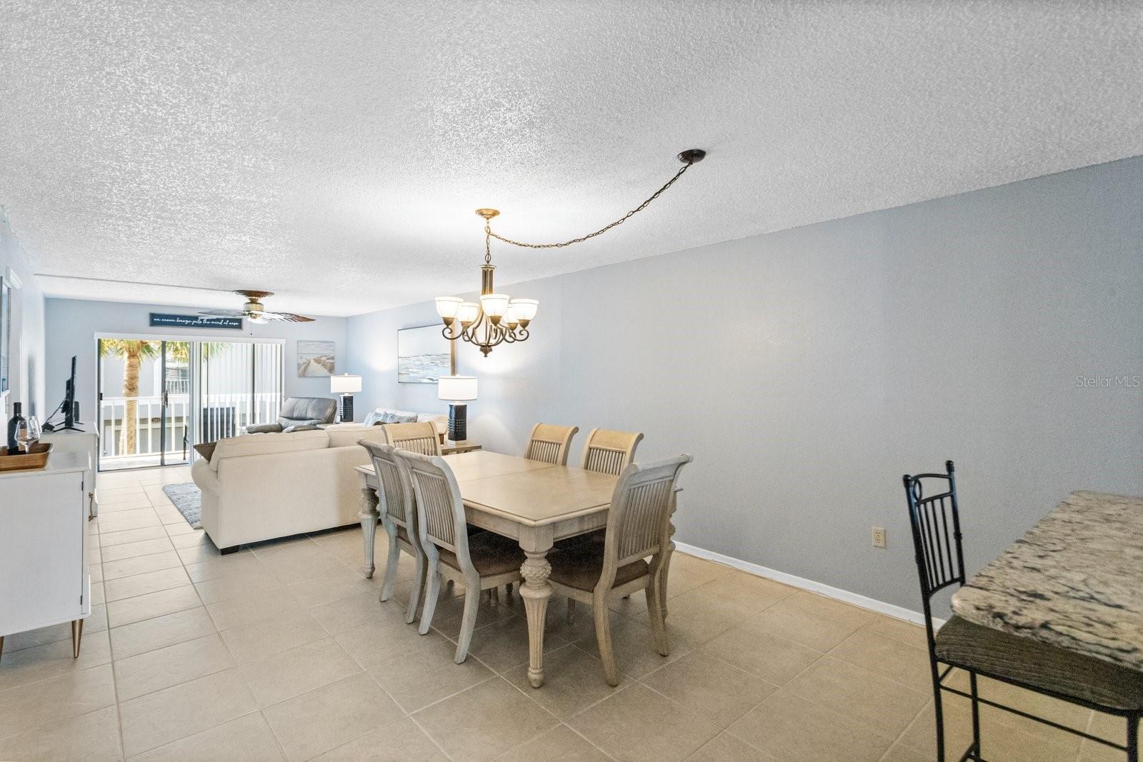 Listing photo id 7 for 719 Pinellas Bayway S 110