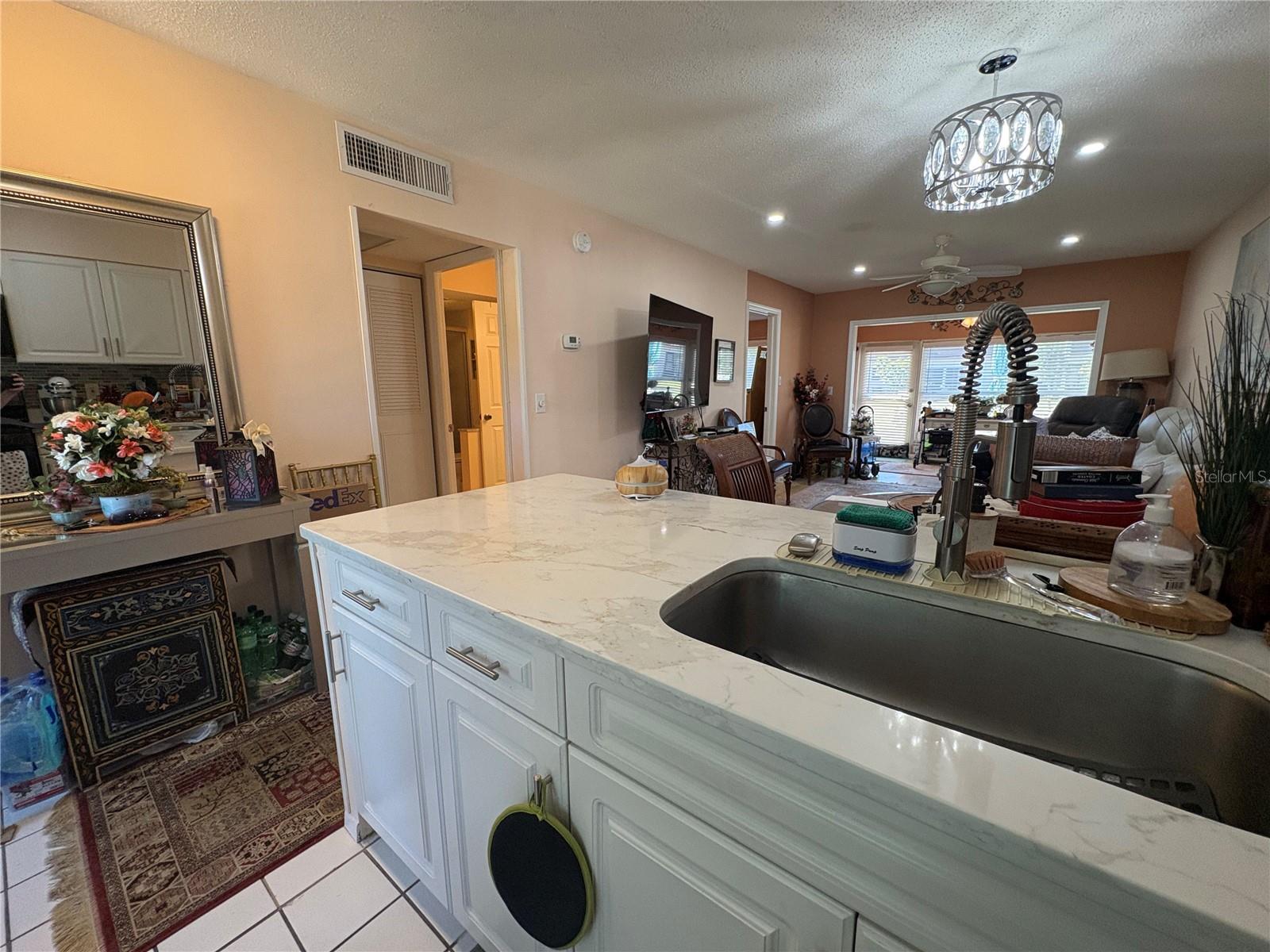 Image 12 of 33 For 1606 Flint Drive W