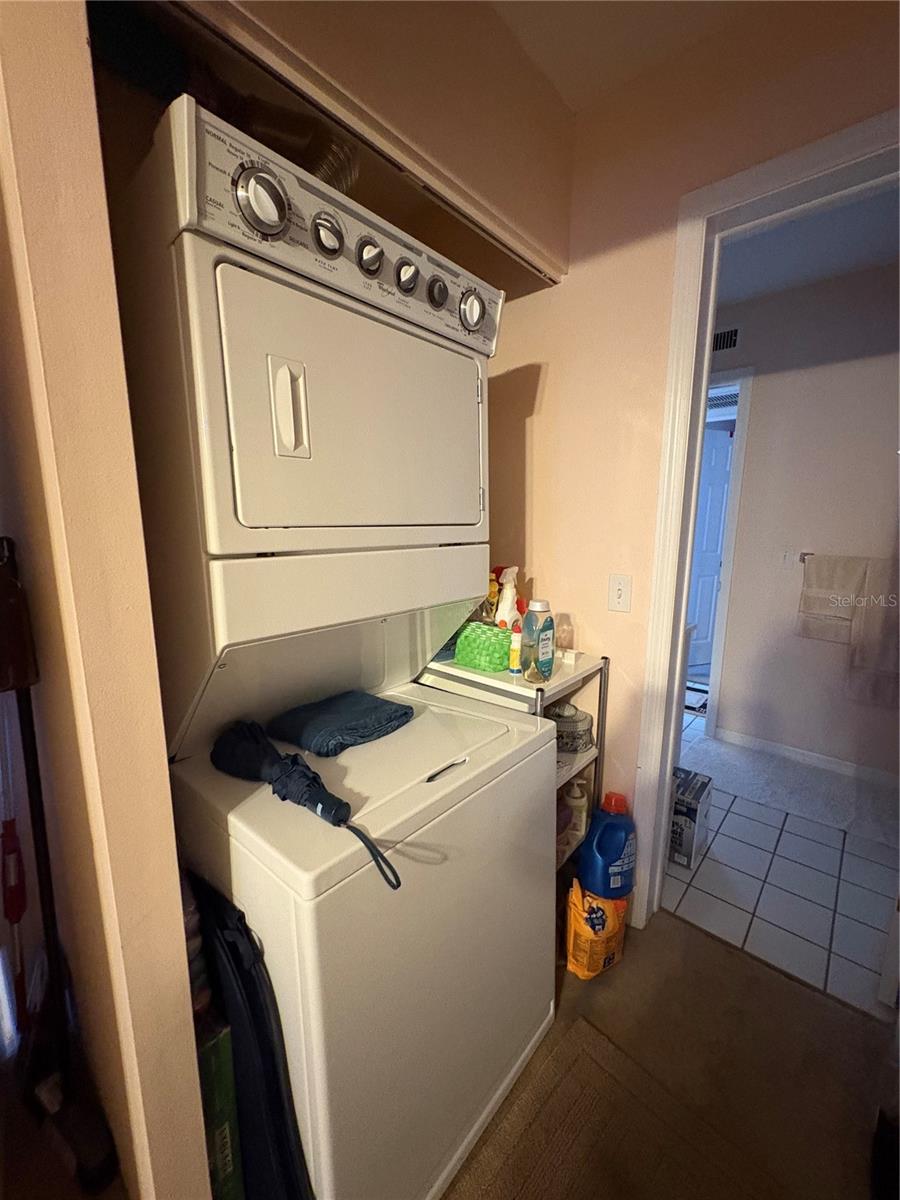 Image 18 of 33 For 1606 Flint Drive W